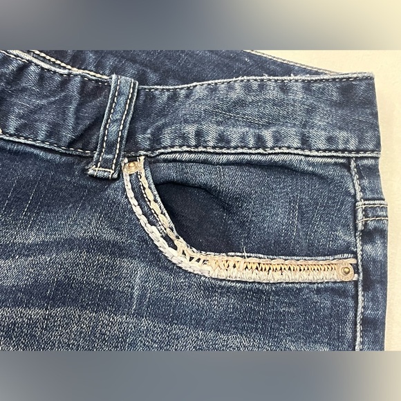 Maurices Women’s Dark Blue Denim Boot Cut Jeans w Faux Back Pockets Size 11/12 - Picture 8 of 16